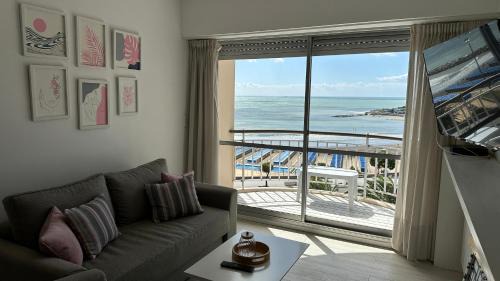 Mar del Plata Apartment | Depto Varese - Depto Vista al Mar Zona Varese Para 3 PAX Con Cochera - Hola Sur