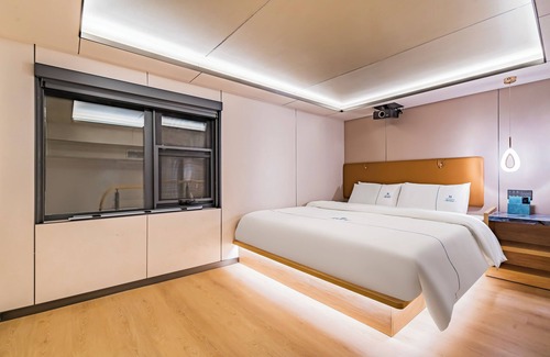 Chaoyang Hotel | Dequan Landscape Hote