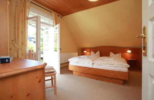 Ostseebad Ahrenshoop Hotel | Der Fischländer Garni