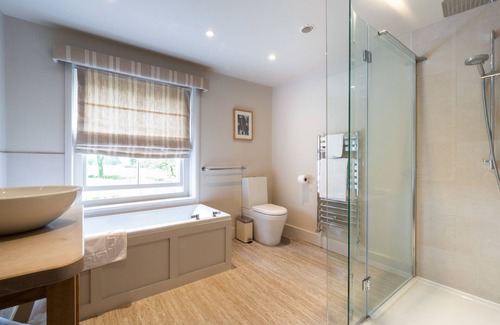 Preston Hotel | Derby Arms