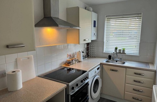 Radbourne House | Derby House- 2 Bedrooms-Free Parking- Tv and Wifi