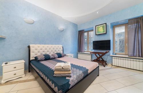 Odessa City Center Apartment | Deribasivska Vip 4-room Apartment