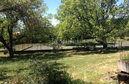 Vilviestre de los Nabos House | Derroñadas . Casa con Enorme Jardín y Tenis
