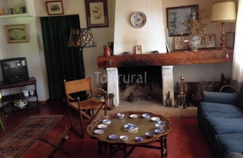 Vilviestre de los Nabos House | Derroñadas . Casa con Enorme Jardín y Tenis