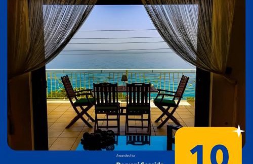 Egira Apartment | Derveni Seaside Apartments - Deluxe Sea View Penthouse Jacuzzi-BBQ & Groundfloor Garden View Apartment