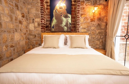 Urla Hotel | Dervis Bey Konagi