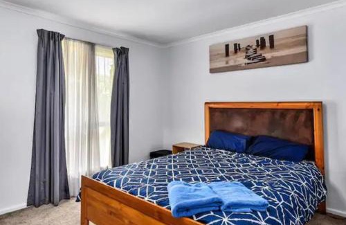 Mount Gambier House | Derwent Delight
