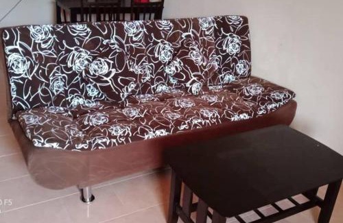 Kusial House | Desa Impian Tanah Merah Homestay