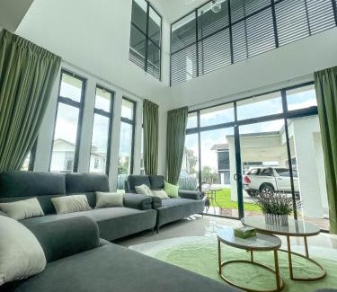 Pengerang Villa | Desaru 20Pax Cozy Chill villa Private Pool