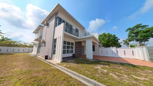 Bandar Penawar House | Desaru Recreation House Billiard-Netflix-Dart-BBQ