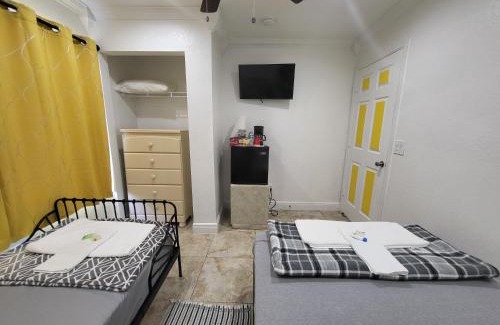 Venetian Bay Villages Bed & Breakfast | Descanso y tranquilidad