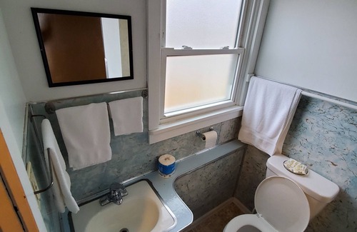 Maupin Apartment | Deschutes Motel - Boxcar - 2 Queen Beds