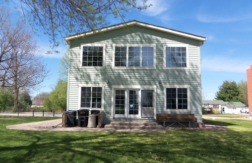 Nauvoo House | Deseret Heritage Manor, 2040 Knight Street, Nauvoo IL