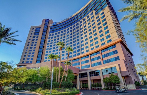 Las Vegas Condo | Desert Blue 2 bedroom 2 bath condo - near strip