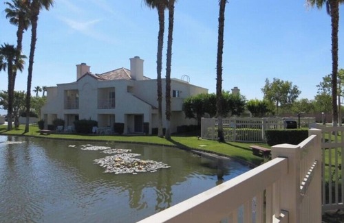 Indian Wells Condo | Desert Breezes Resort
