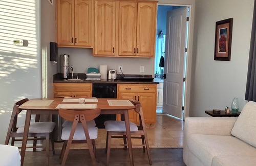 Wittmann Cottage | Desert Comfort in Wittmann - Casita sleep 3!