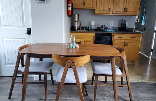 Wittmann Cottage | Desert Comfort in Wittmann - Casita sleep 3!