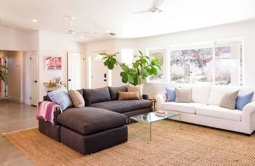 Panorama Heights House | Desert Disco, ideal getaway with pool and jacuzzi.