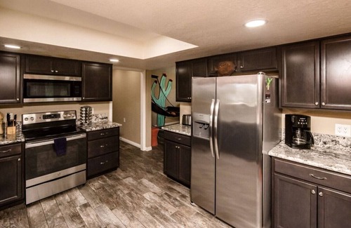 Lake Havasu City House | Desert Dreaming | Pool | Fire Pit | Game Room