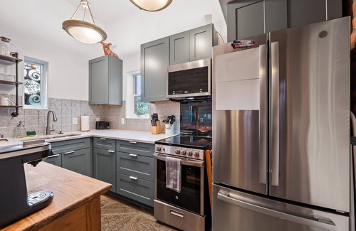 Del Cerro Estates House | Desert Dreams:Winter in the West! Mins to downtown