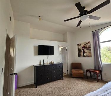 Wildomar House | Desert Escape Home with 3BD 3BA with Pool and Jacuzzi