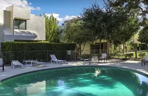 Palm Desert Condo | Desert Flower Retreat in Palm Desert near El Paseo