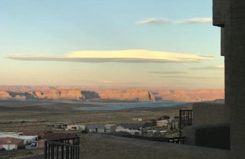 Greenehaven Apartment | Desert Frontier with Garage, Boat Space, & WFH Workspace