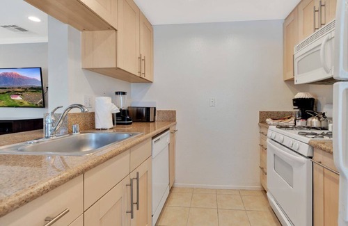 Coachella House | Desert Golf Getaway – Minutes from PGA WEST - Comfort at Indian Palms Villas