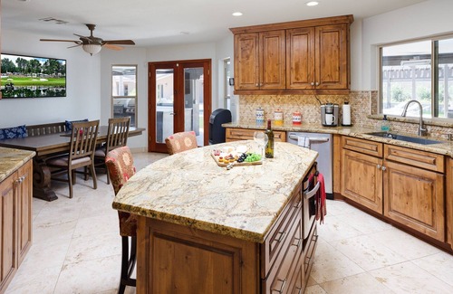Buenavante House | Desert Haven by GoodNight Stay| 7 BR Mansion - Pool & Spa