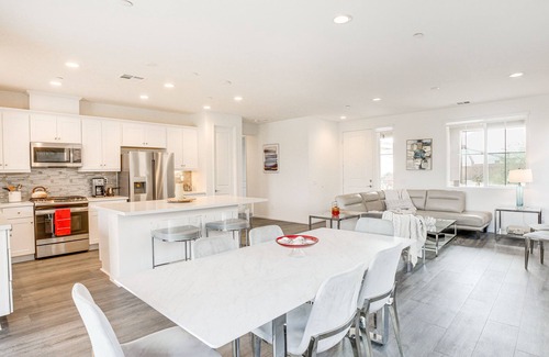 Desert Hot Springs House | Desert Hot Springs Vacation Home w/Community Pool