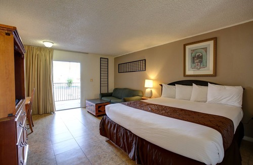 Desert Hot Springs Hotel | Desert Hot Springs Spa Hotel