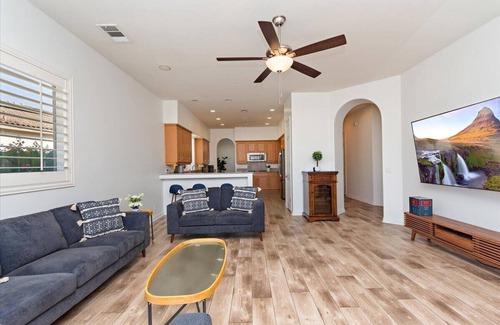 Indio House | Desert Living 3 Bedroom House with Pool/spa!