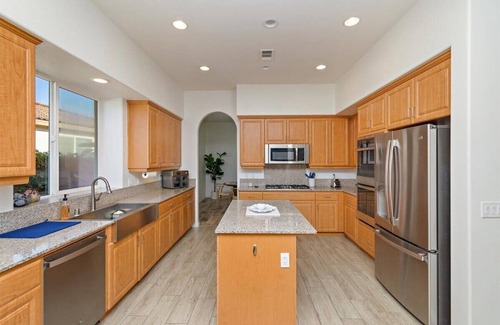 Indio House | Desert Living 3 Bedroom House with Pool/spa!