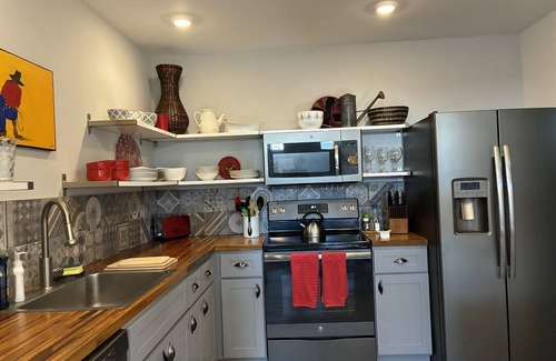 Limberlost House | Desert Morada Casita D: 2 Bedroom 1 Bath Dog Friendly maximum 2-NO OTHER PETS