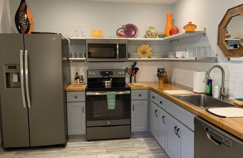 Limberlost House | Desert Morada Casita G: 2 Bedroom 1 Bath Dog Friendly maximum 2-NO OTHER PETS