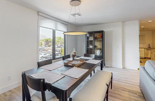 Arts District Apartment | Desert Oasis Condo