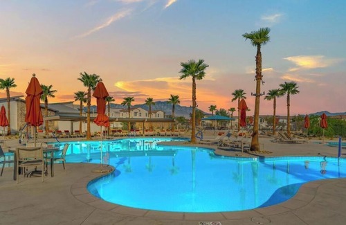 Palm Desert Apartment | Desert Oasis | Pool & Mountain Views