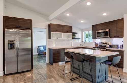 Desert Park Estates House | Desert Oasis Retreat - Modern Oasis