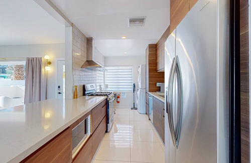 Little Tuscany House | Desert oasis w/gorgeous mtn. views, private pool with spa, & grill -walk to town