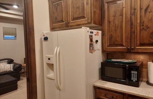 Apple Valley Apartment | Desert Paradise for Mnt Bikers and Hikers. From Gooseberry Mesa to Wire Mesa!