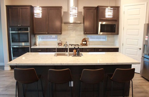 Sossaman Estates House | Desert Pearl Retreat w/Award-Winning Luxurious Design, Hot Tub & Pool in Phoenix, AZ
