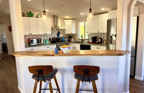 Tucson Estates House | Desert Resort Living 55+. Enjoy gym, pool, spa, hiking & biking. Pet friendly