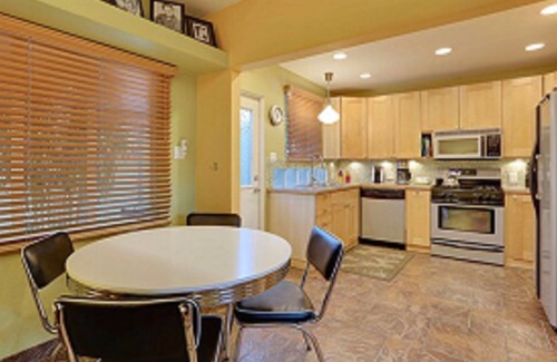 Tahquitz River Estates Hotel | Desert Riviera Hotel