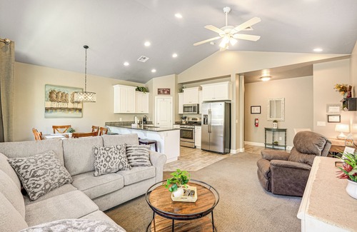 Sienna Hills House | Desert Rose Townhome: 35 Mi to Zion & State Parks