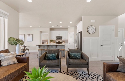 Sienna Hills House | Desert Serenity: Community Pool + Hot Tub, Ping Pong Table!