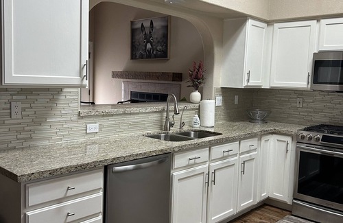 Bullhead City House | Desert Serentiy 3 beds and 2 baths with your own private pool in HOA