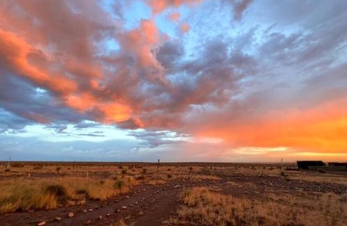 Marfa House | Desert Sky - Modern Oasis on 5 Acres in Marfa