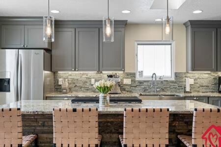 Cibola Addition House | Desert Skyline Getaway - An Irvie Home