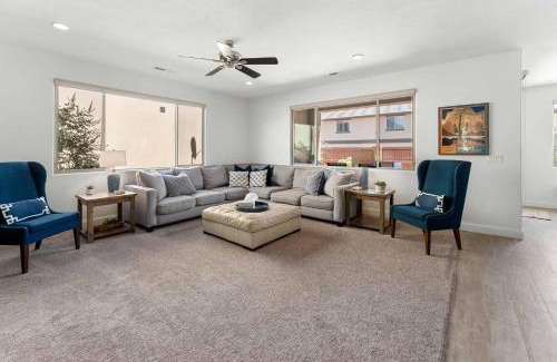 Santa Clara House | Desert Solitaire #101 townhouse