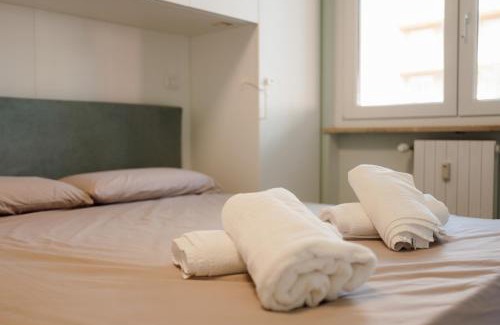 Quartiere XXIV Don Bosco Apartment | Design 50 meters from the sea - AC - WIFI - for 6 people